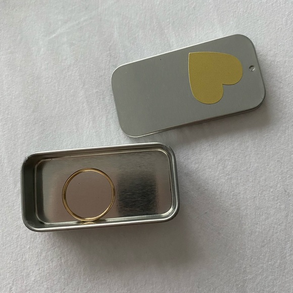 GOLD plated thin wedding band. - Picture 2 of 2